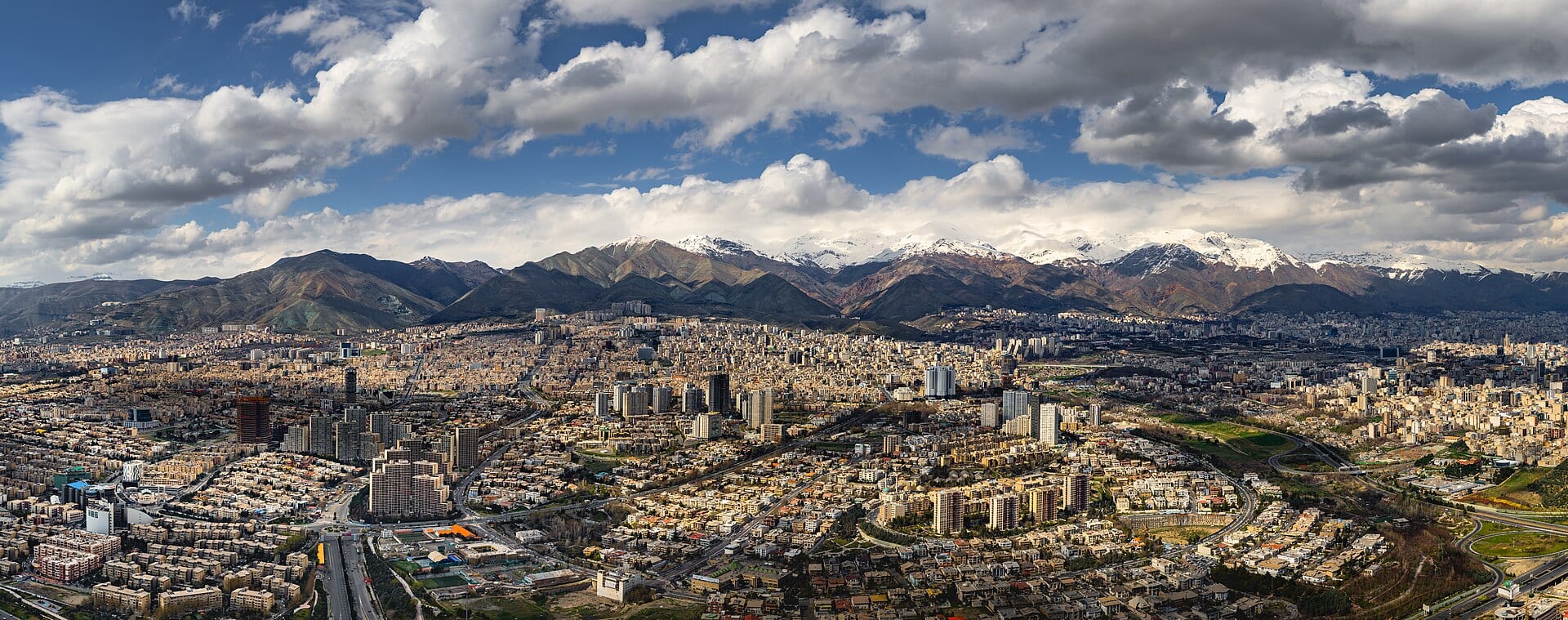حیاط اختصاصی — اجاره ویلای مبله ۲۲۰ متری در لواسان